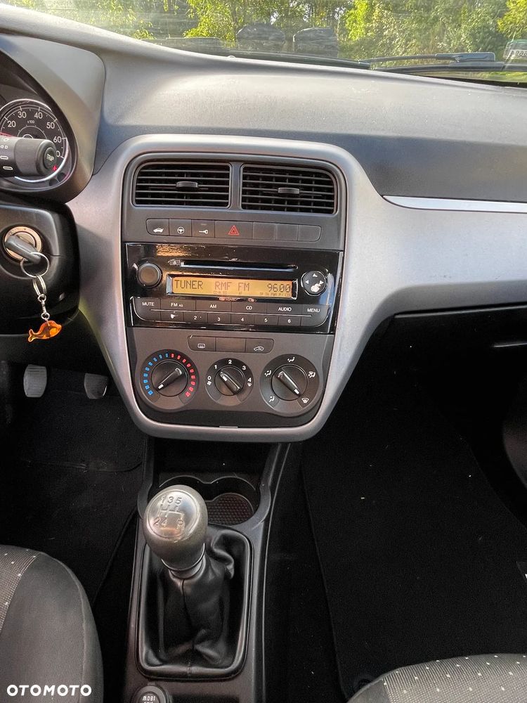Fiat Punto - 18