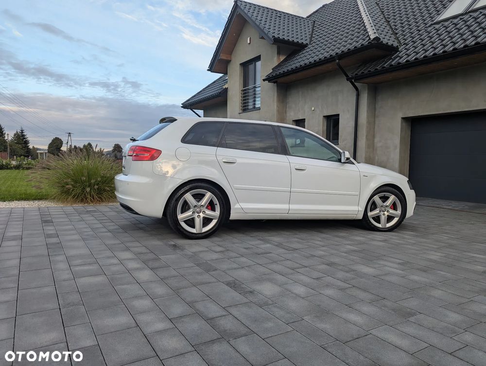 Audi A3 Sportback - 5