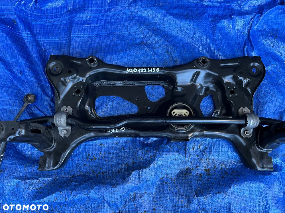 SANKI WÓZEK KOŁYSKA PRZÓD AUDI Q3 83 A 3Q0199315 g - 1
