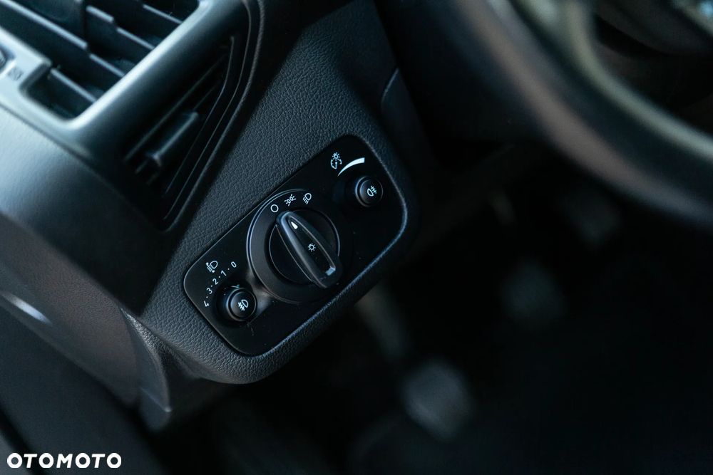 Ford C-MAX - 30