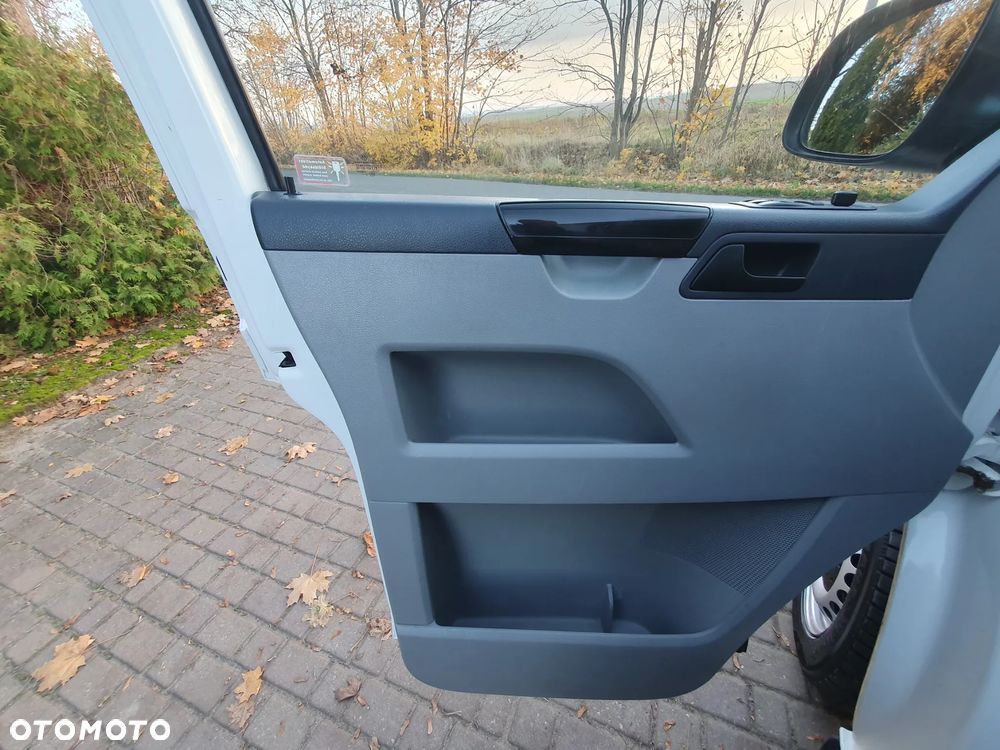 Volkswagen transporter - 10