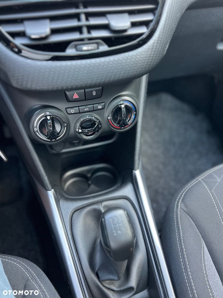 Peugeot 2008 PureTech 110 Stop&Start Urban Move - 32