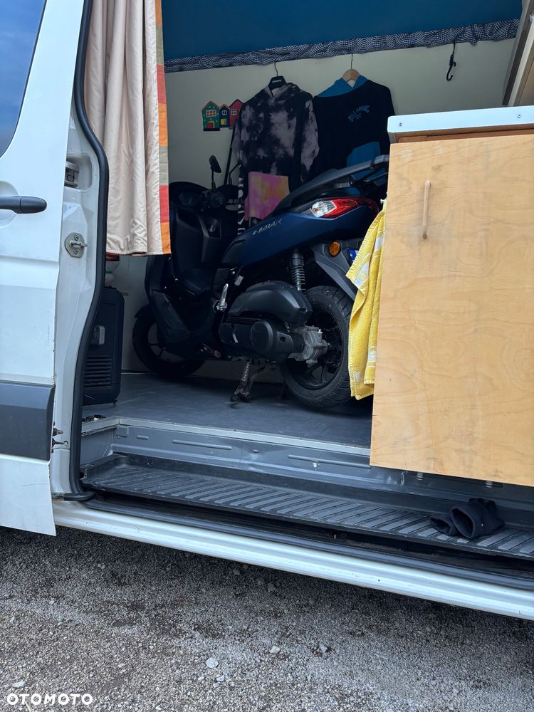 Volkswagen Crafter - 16
