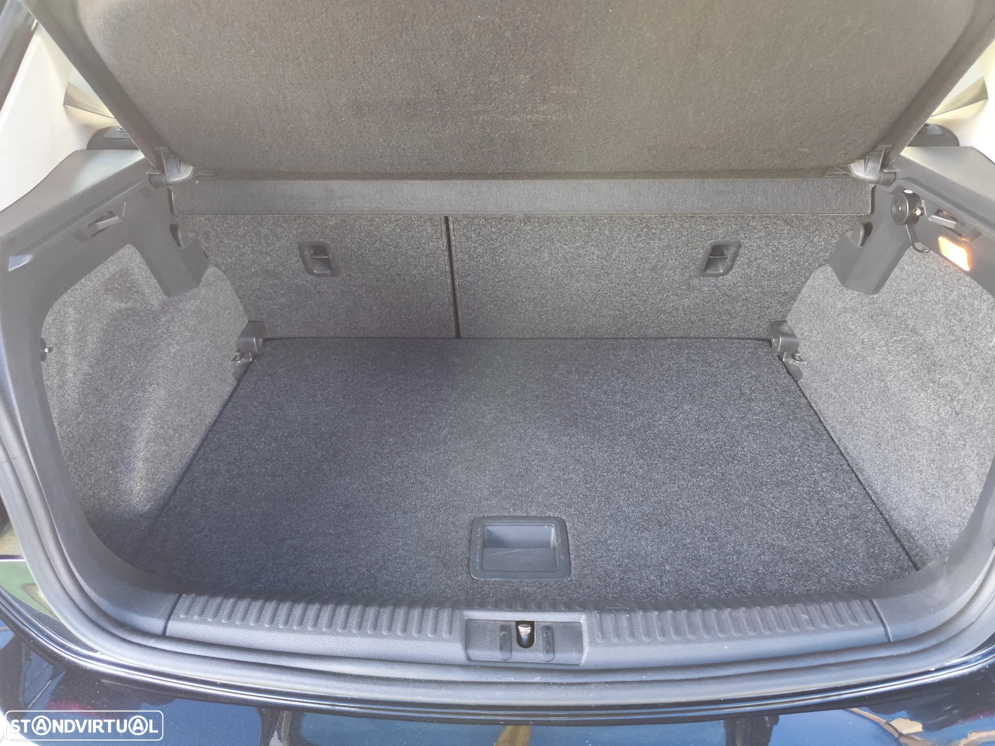 VW Polo 1.4 TDi BlueMotion - 42