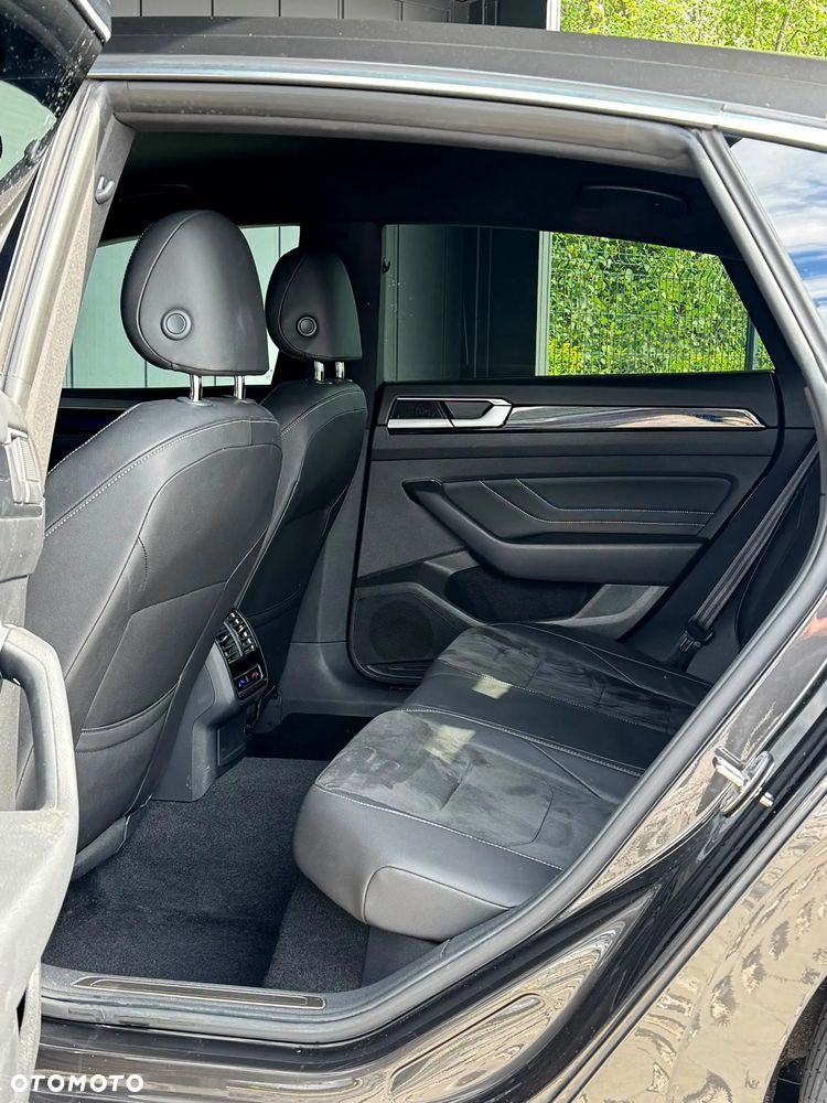 Volkswagen Arteon 2.0 TDI 4Motion R-Line DSG - 11