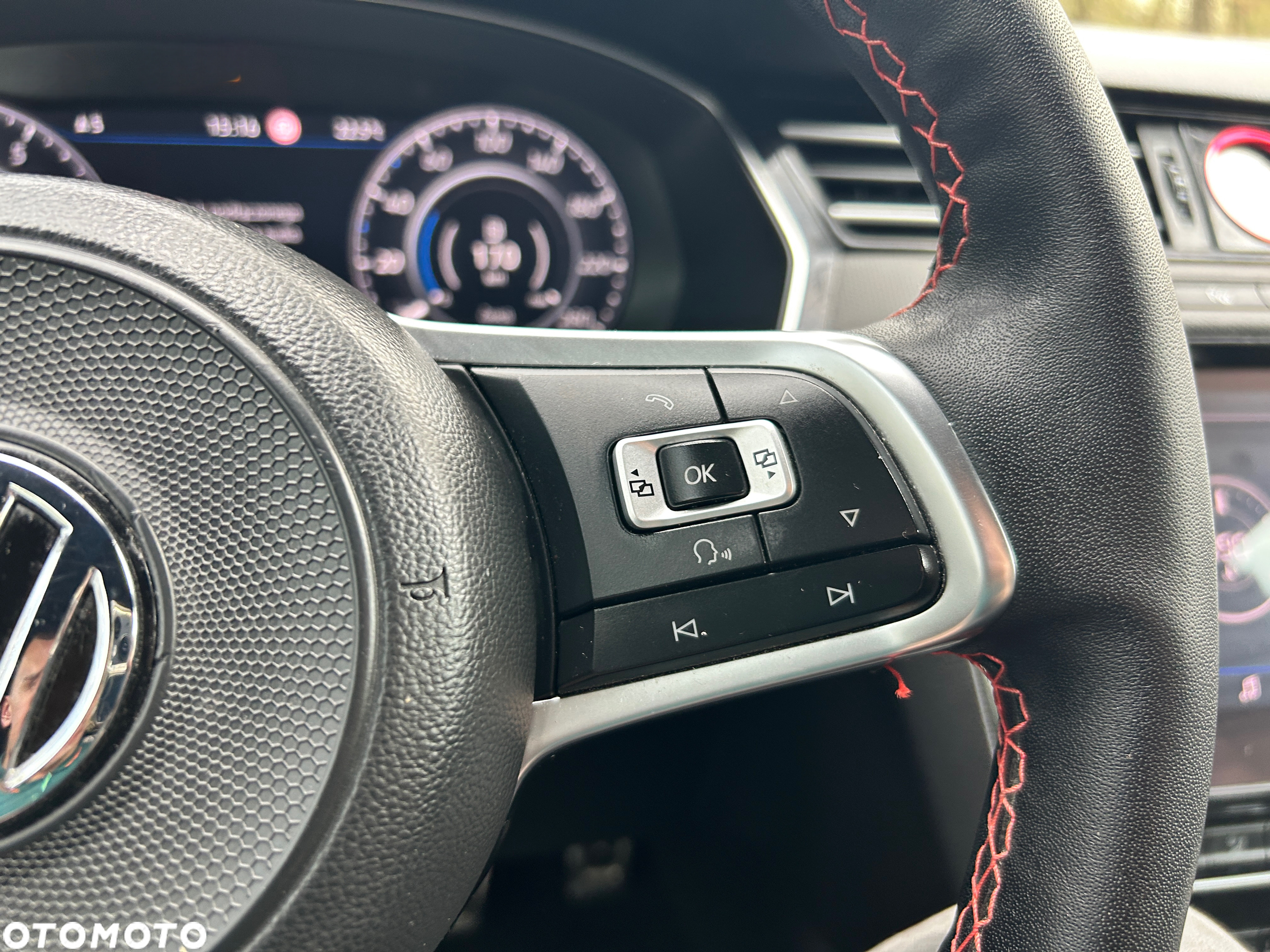 Volkswagen Arteon 2.0 TSI 4Motion R-Line DSG - 34
