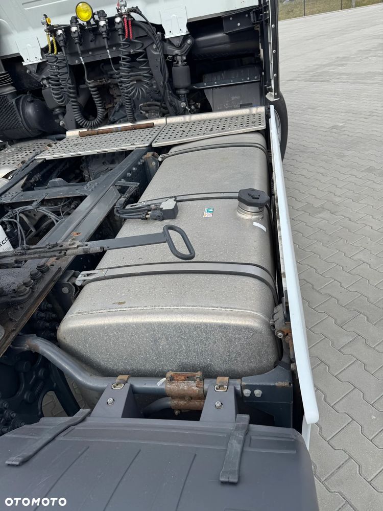 Iveco S-Way - 29