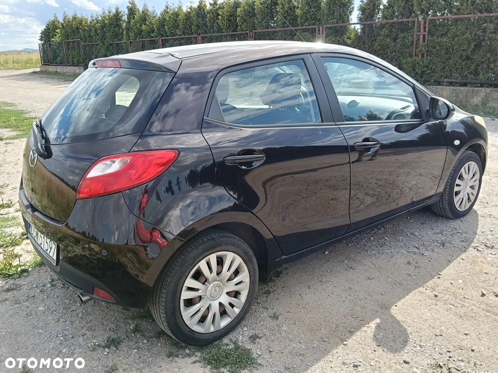 Mazda 2 - 5