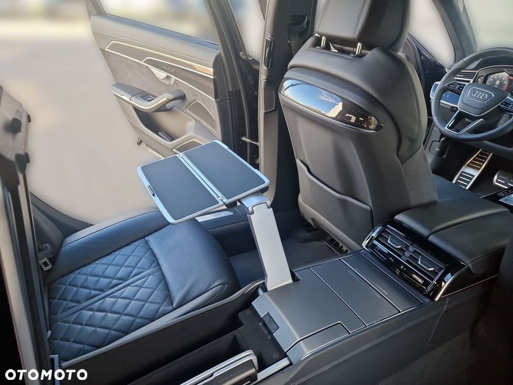 Audi A8 - 21