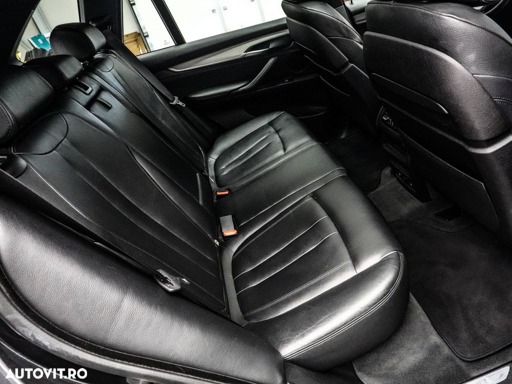 BMW X5 xDrive30d - 16