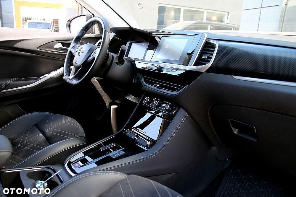 Opel Grandland 1.2 T GS S&S - 25