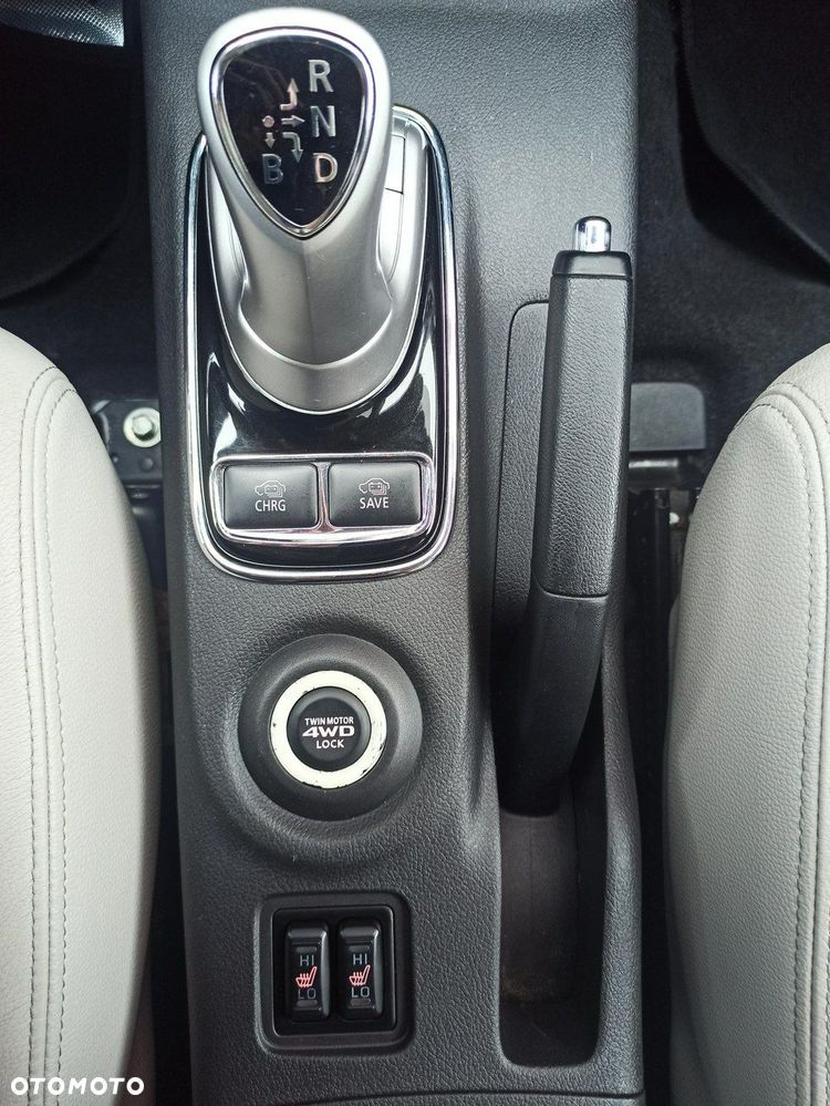 Mitsubishi Outlander - 19