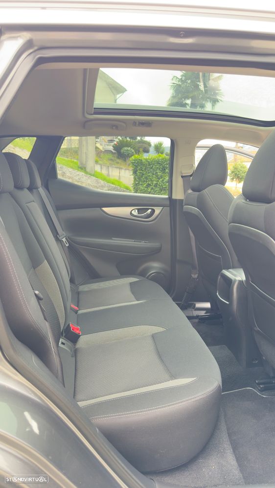 Nissan Qashqai 1.5 dCi N-Connecta - 13