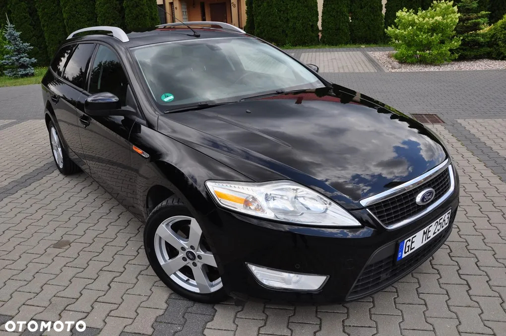 Ford Mondeo 2.0 FF Ghia - 12