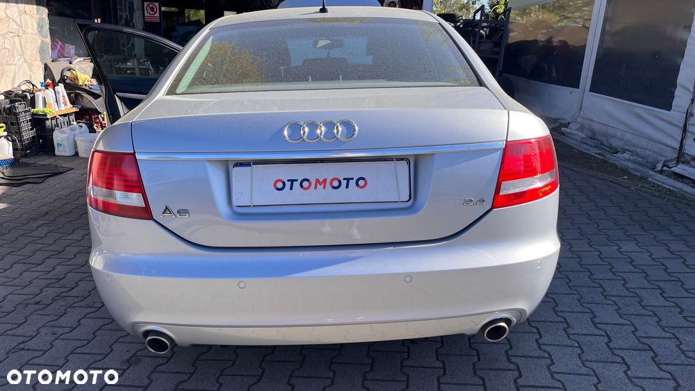 Audi A6 Limousine 2.4 - 17