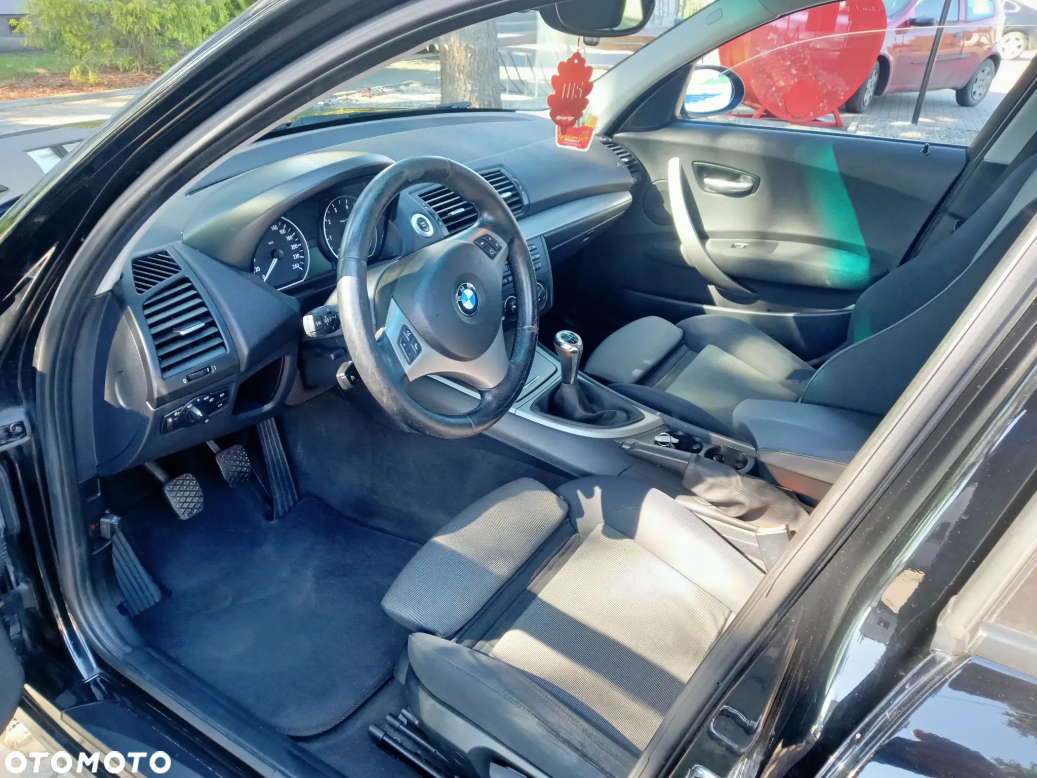 BMW Seria 1 118i - 6