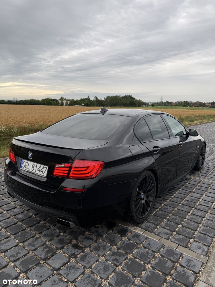 BMW F10 2011 photo 4