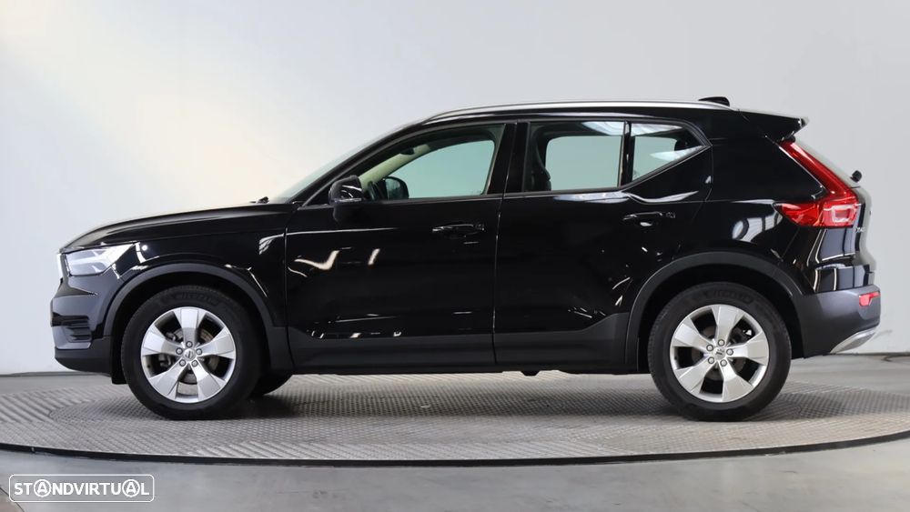 Volvo XC 40 2.0 D3 Momentum Plus - 4