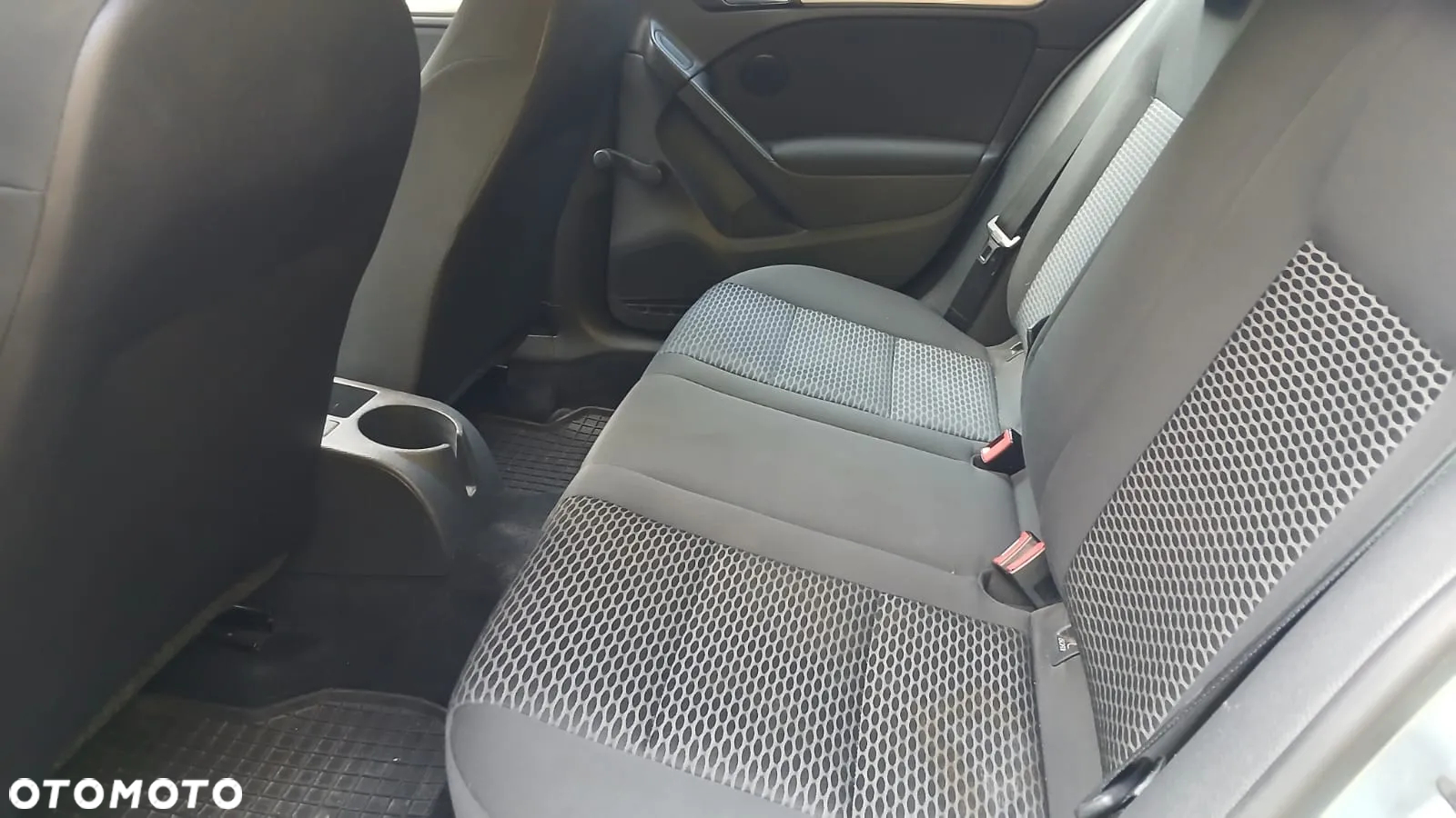 Volkswagen Golf VI 1.4 Comfortline - 6