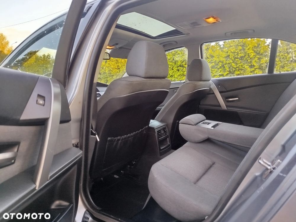 BMW Seria 5 520i - 19