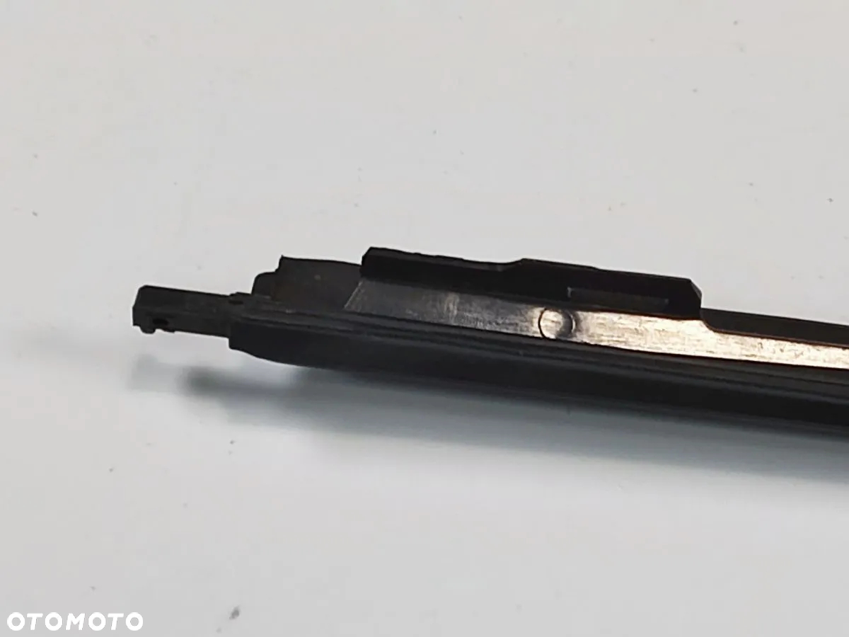 TOYOTA CAMRY 19-24r Listwa Przedniej Szyby Prawa Lewa - 10