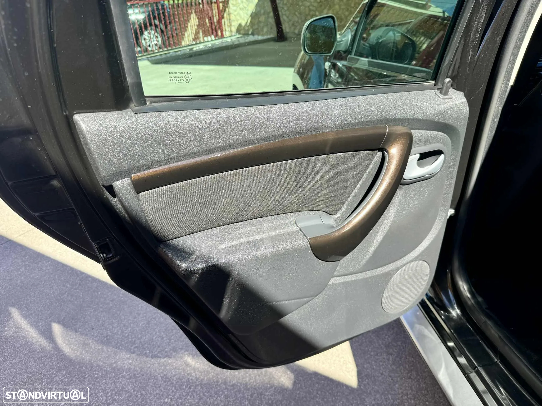 Dacia Duster 1.5 dCi Prestige - 12
