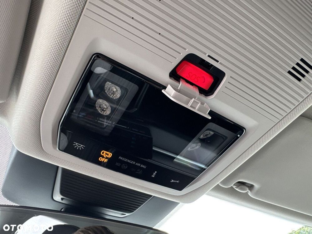 Volkswagen T-Roc 1.5 eTSI Life DSG - 35