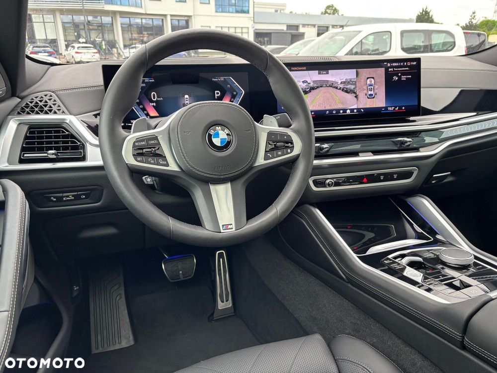 BMW X6 - 24