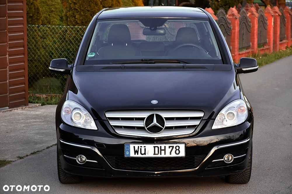 Mercedes-Benz Klasa B 180 BlueEFFICIENCY SPORT EDITION - 15
