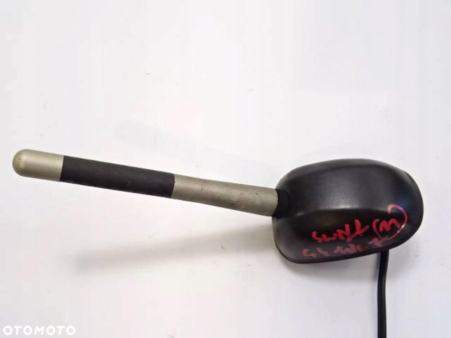 Antena dachowa Suzuki Swift MK7 - 3