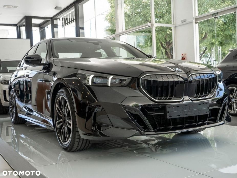 BMW Seria 5 520d xDrive mHEV M Sport - 5