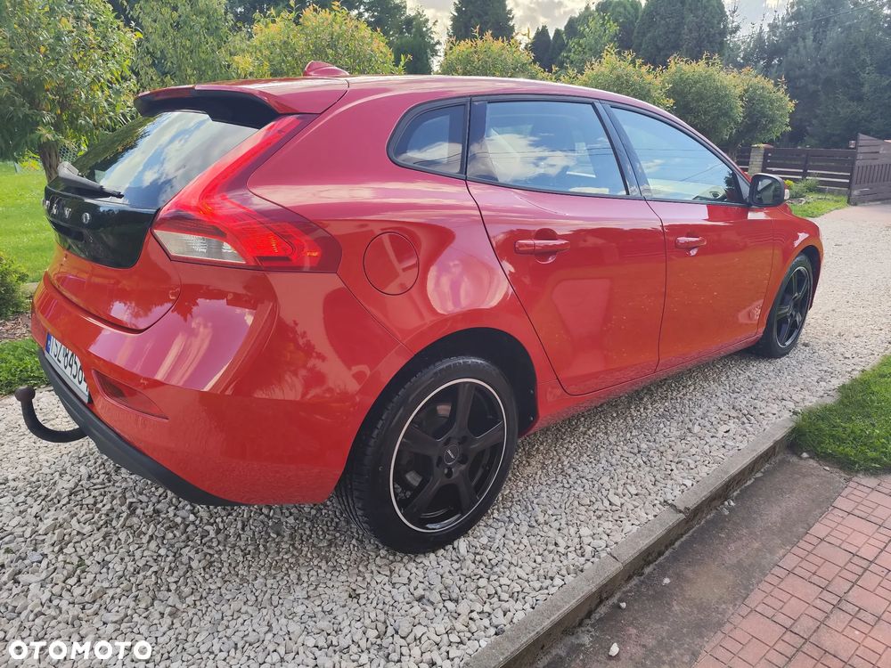 Volvo V40 D2 Drive-E Momentum - 13