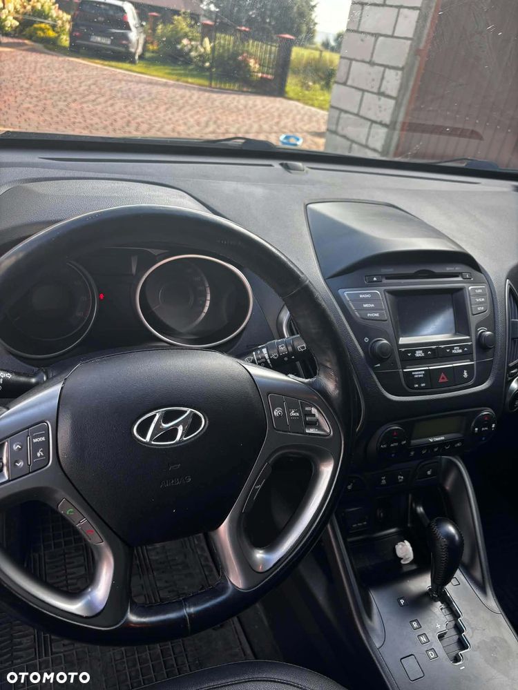 Hyundai Tucson 2014 photo 2