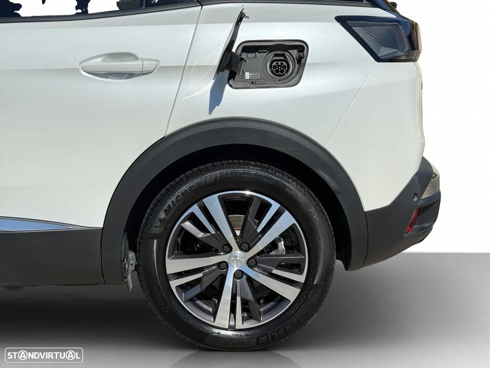 Peugeot 3008 225 e-EAT8 Allure - 18