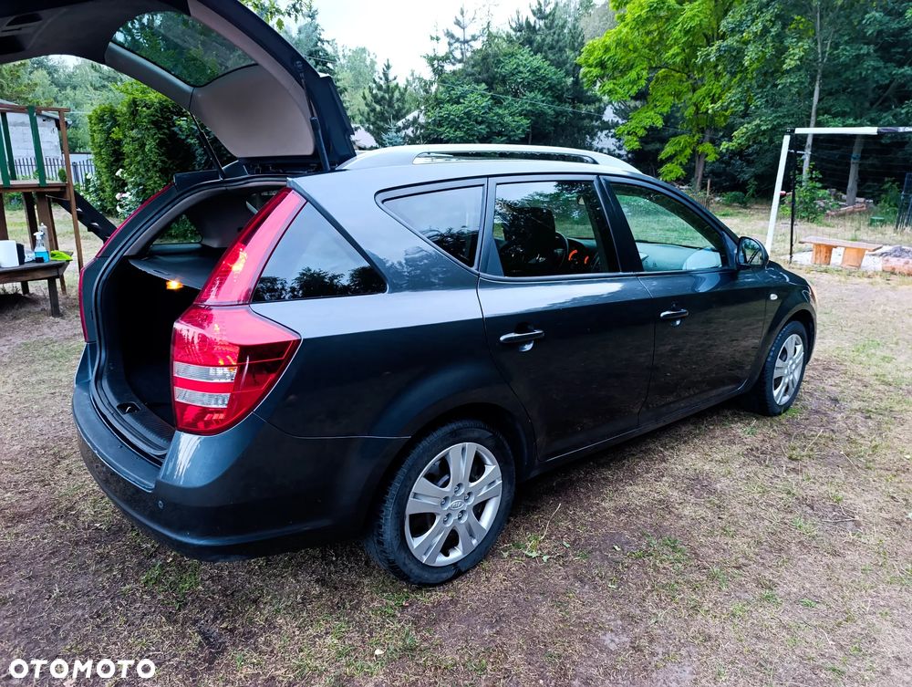 Kia Ceed - 17