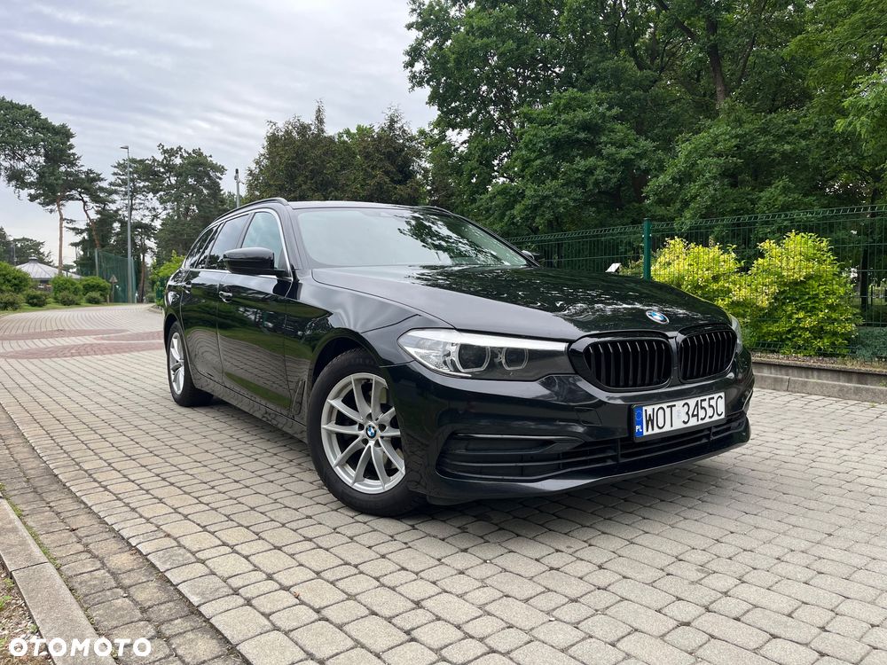 BMW Seria 5 518d - 10