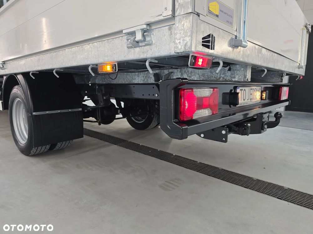 Iveco DAILY 50C18 / 35C18 DOKA SKRZYNIA DŁUGA3,81cm + SKRZYNIA NA NARZĘDZIA DEMONTOWANA HAK 3500Kg TEMPOMAT KLIMA 31 Tyś km SERWIS DO OSTATNIEGO Km ASO IVECO NA GWARANCJI - 19