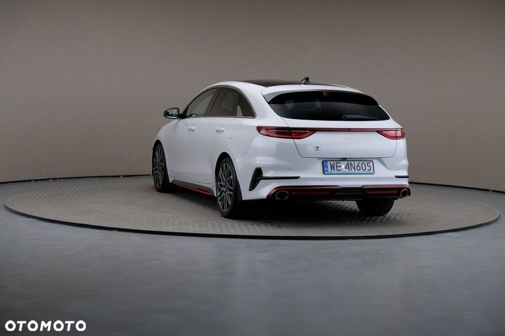 Kia ProCeed - 2