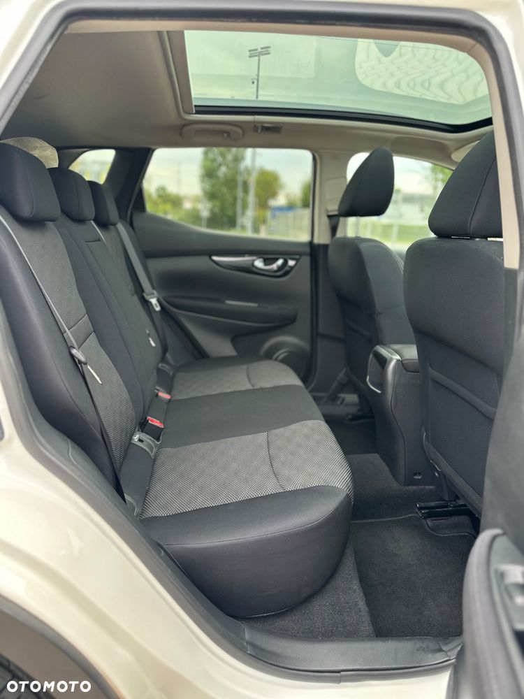 Nissan Qashqai 1.6 dCi 360 S&S - 24