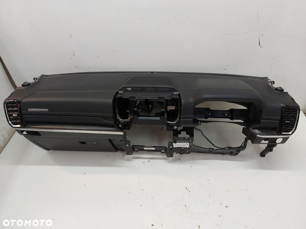 Ford Ranger VI 6 2024r KOKPIT DESKA ROZDZIELCZA UK - 1