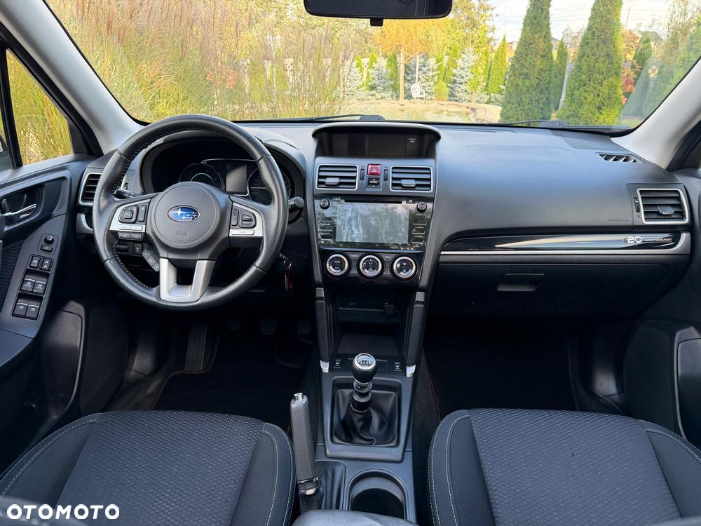Subaru Forester 2.0D 20th Anniversary - 32