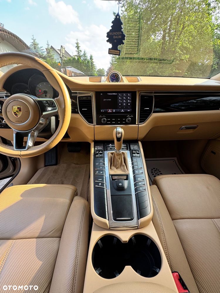 Porsche Macan S - 22