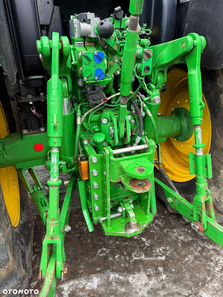 John Deere 6140R - 14