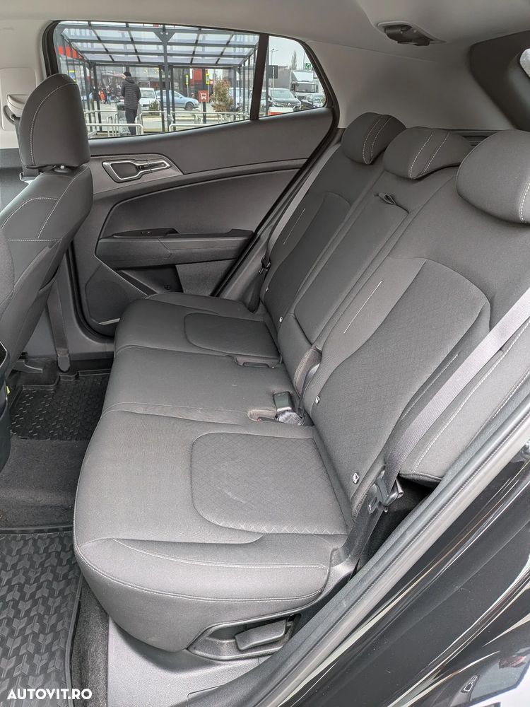 Kia Sportage 1.6 T-GDI 6MT 4x2 Urban - 18