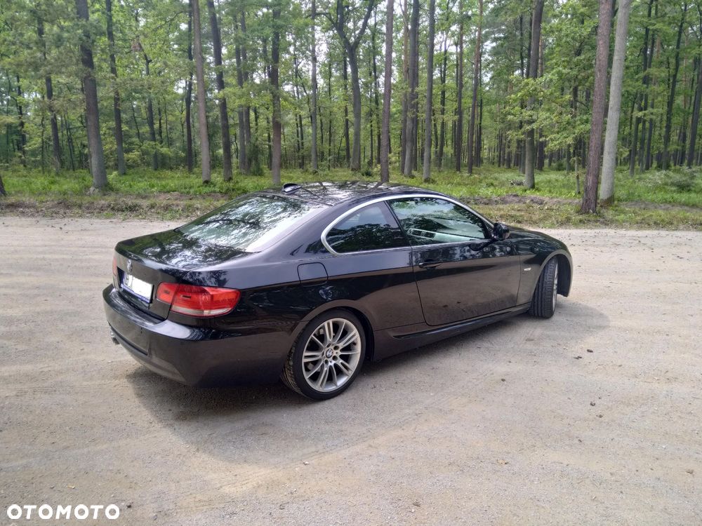 BMW Seria 3 325i - 10
