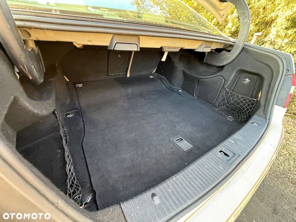 Mercedes-Benz Klasa E 200 BlueTEC 7G-TRONIC Avantgarde - 7