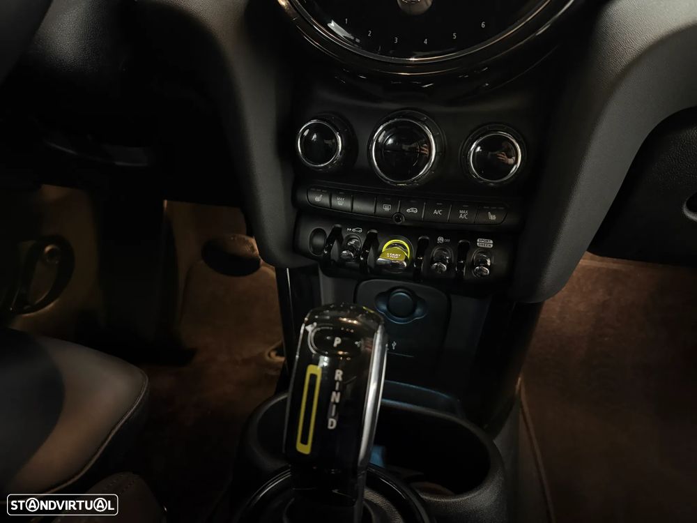 MINI 3 Portas Cooper SE Resolute Edition - 9