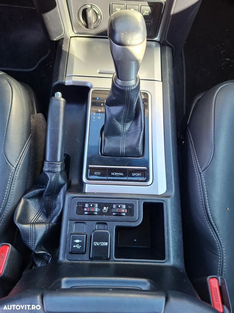 Toyota Land Cruiser 2.8 D-4D Automatik - 5