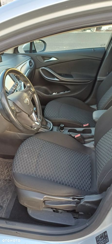 Opel Astra 1.4 T Enjoy - 9