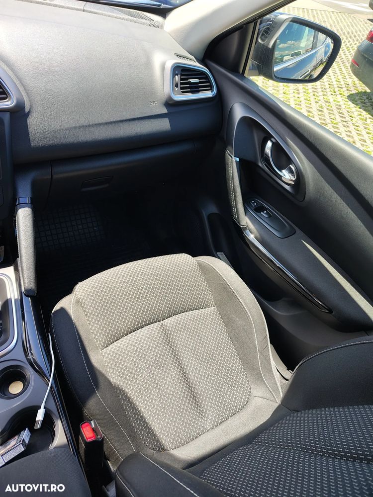 Renault Kadjar - 11